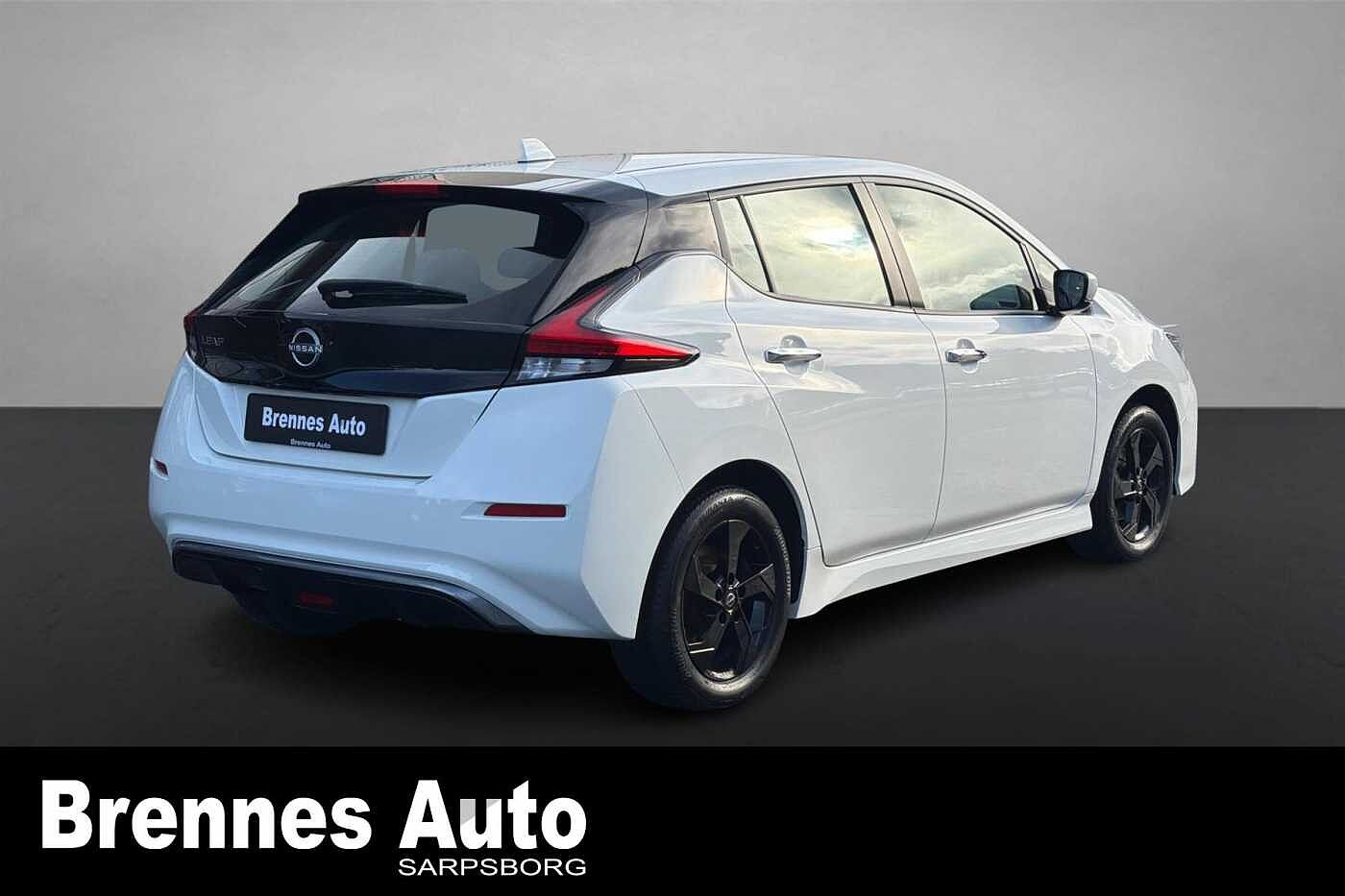 Nissan Leaf ZE1