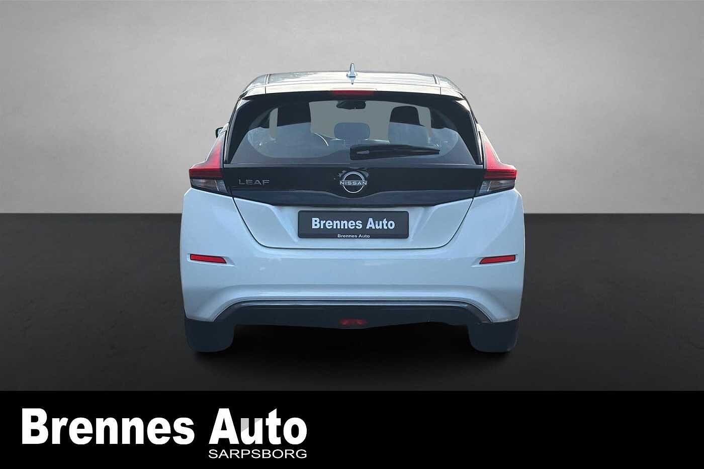 Nissan Leaf ZE1