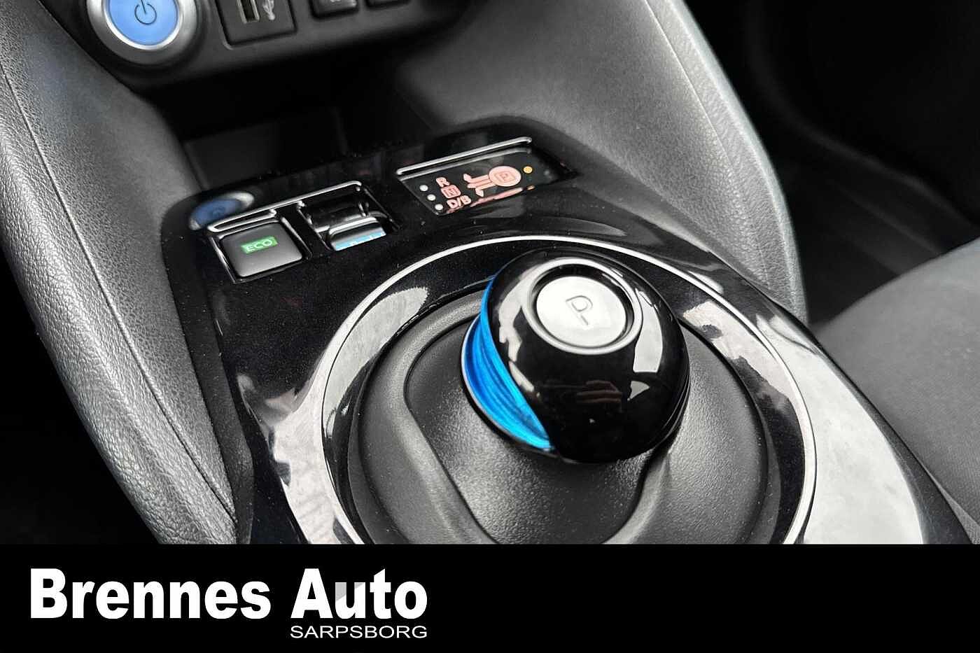 Nissan Leaf /360 KAMERA/APP/RATTVARME/++