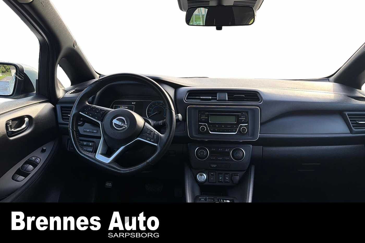 Nissan Leaf ZE1