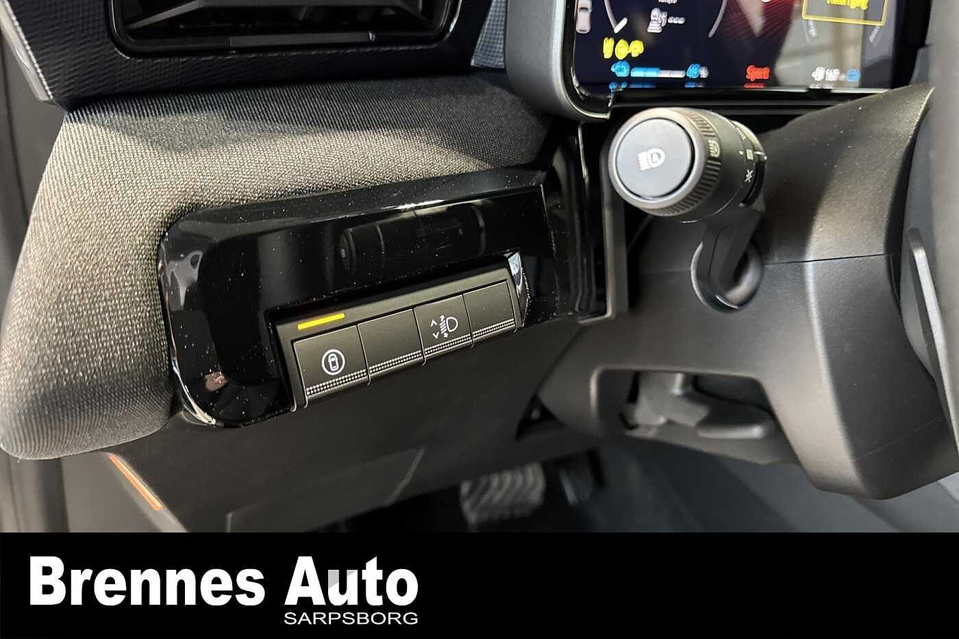 Nissan Micra /App/Navigasjon/Kamera/