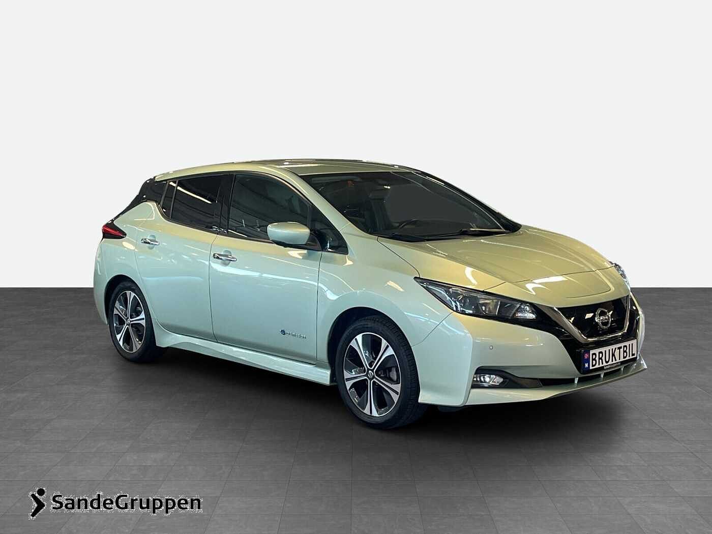 Nissan Leaf 40kWh Skinn/
